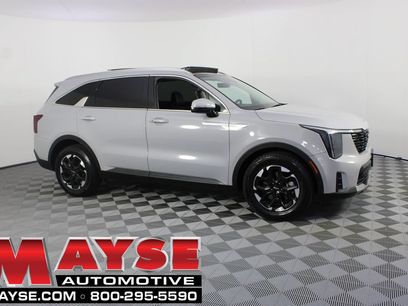 Used 2024 Kia Sorento S w/ Panoramic Sunroof Package