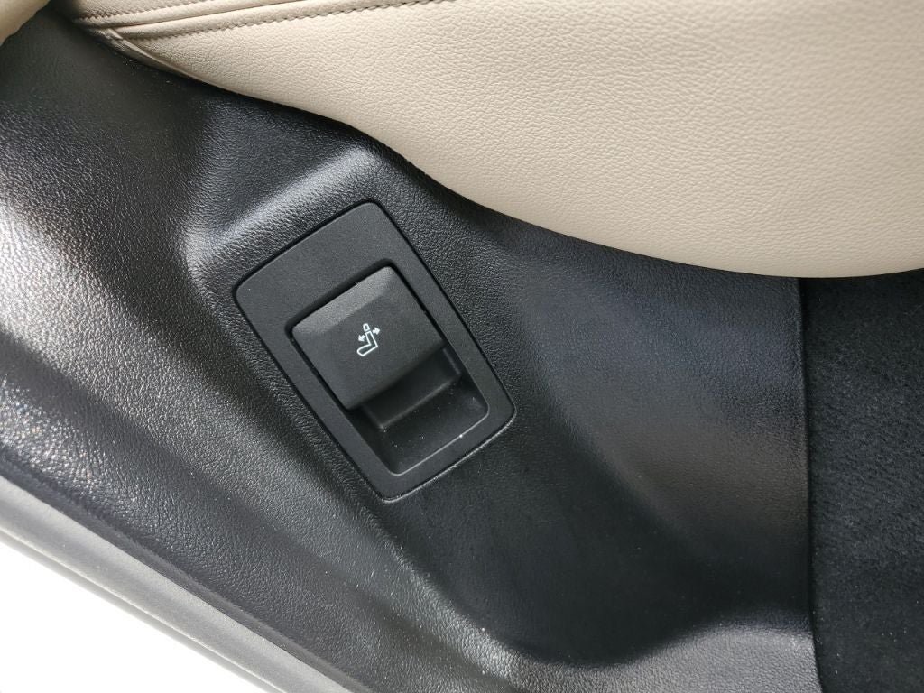 Used 2023 BMW X3 xDrive30i w/ Premium Package AWD/4WD image 61
