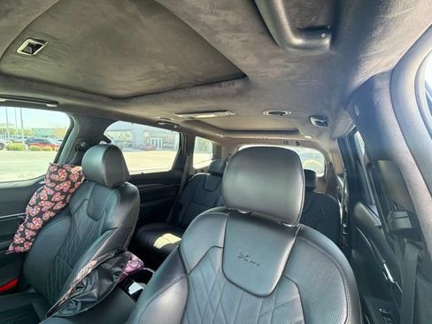 Used 2025 Kia Telluride SX Prestige X-Pro AWD/4WD image 4