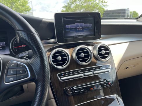 Used 2016 Mercedes-Benz GLC 300 image 31