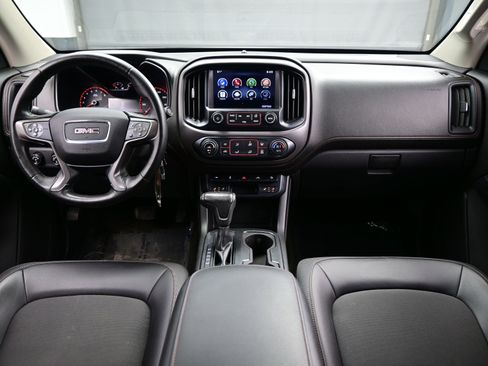 Used 2015 GMC Canyon SLE w/ All-Terrain Package image 16