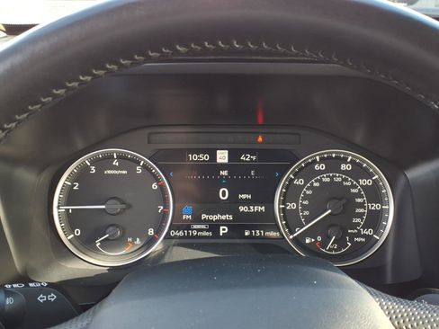 Used 2024 Mitsubishi Outlander SE image 17