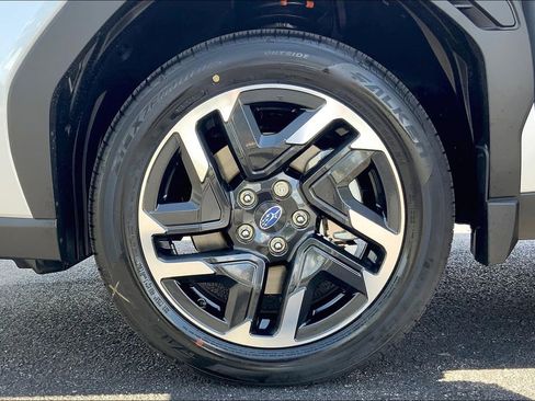 New 2025 Subaru Forester Premium image 15