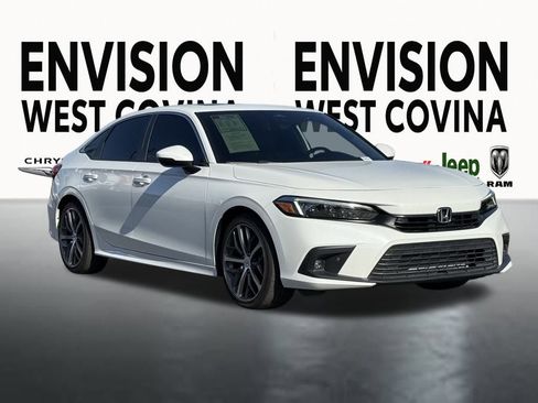 Used 2024 Honda Civic Touring image 2