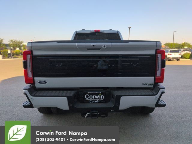 New 2026 Ford F450 Platinum w/ FX4 Off-Road Package AWD/4WD image 4