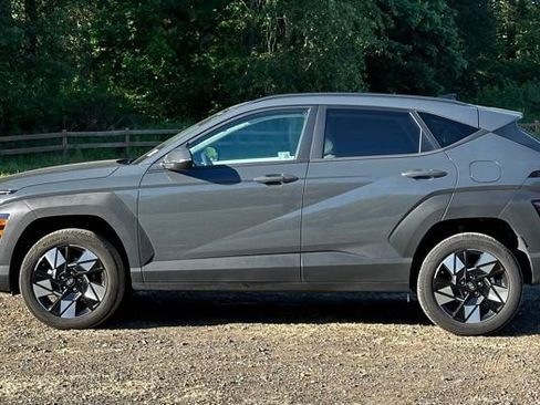 Certified 2024 Hyundai Kona SEL AWD/4WD image 4