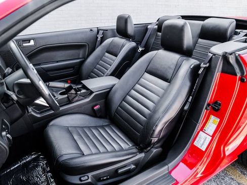 Used 2006 Ford Mustang GT Premium RWD image 5