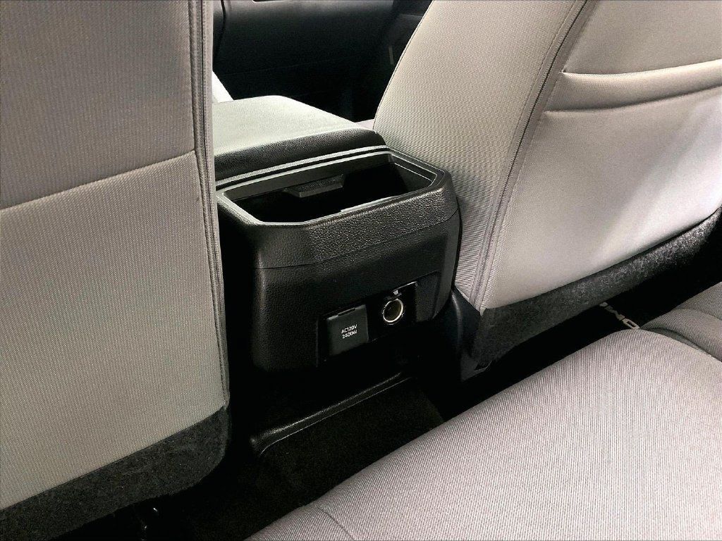 Used 2025 Toyota Tacoma 4x4 Double Cab Hybrid image 27