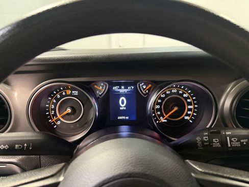 Used 2022 Jeep Wrangler Willys image 72