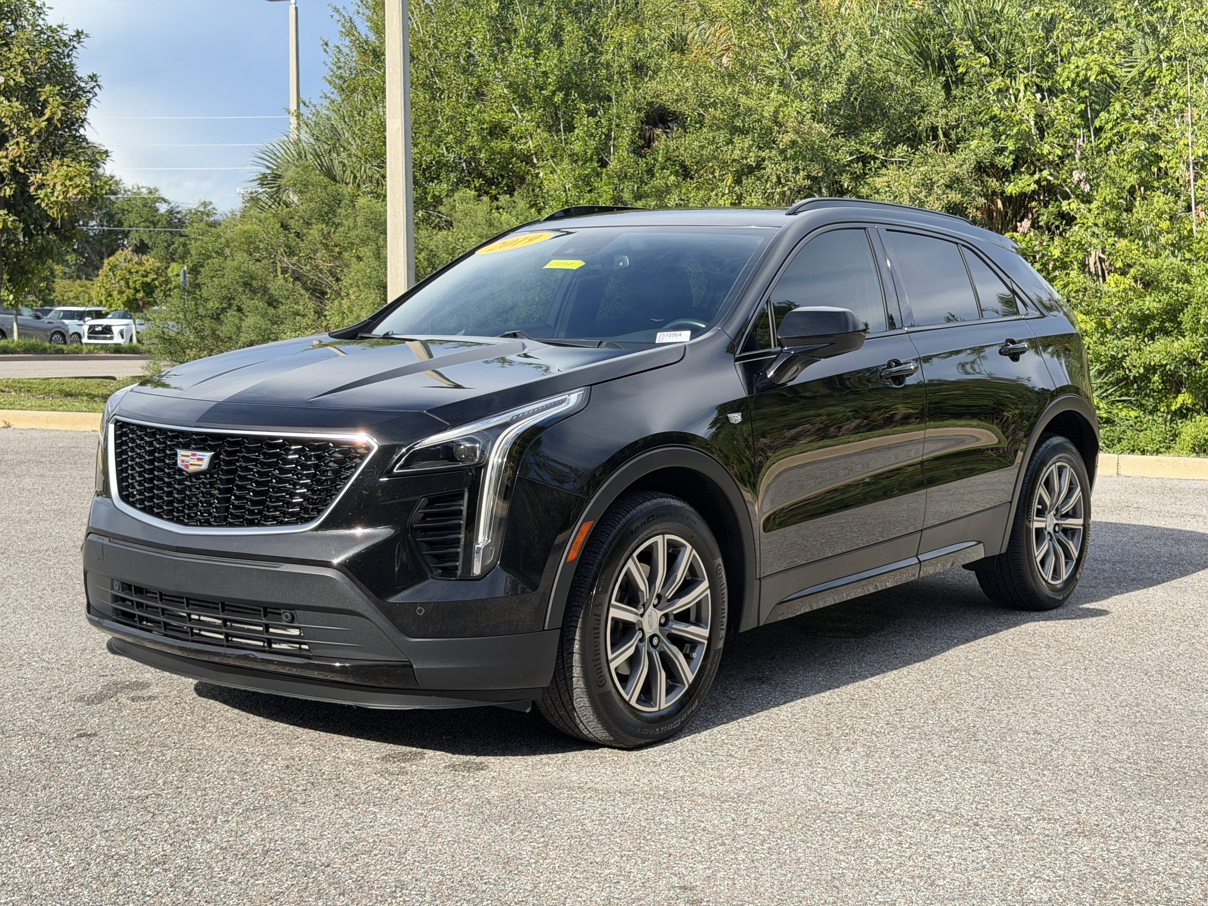 Used 2019 Cadillac XT4 Sport w/ Driver Awareness Package FWD image 3