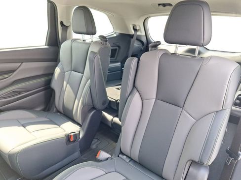 Used 2024 Subaru Ascent Onyx Edition Limited w/ Popular Package Onyx image 11