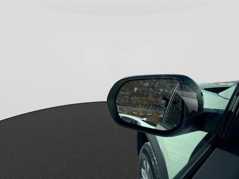 New 2026 Chevrolet Equinox LT image 12