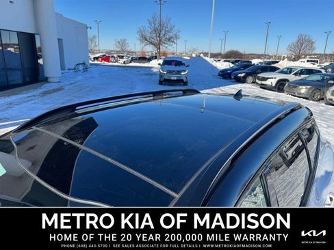 Used 2025 Kia Sportage X-Pro Prestige image 11
