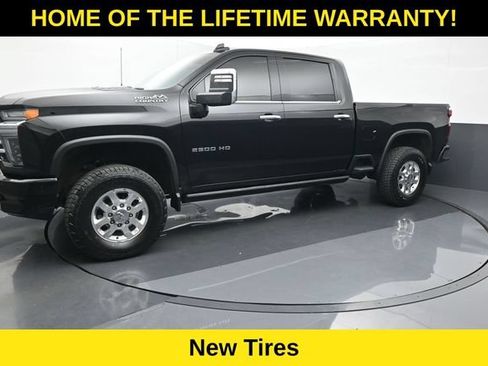Used 2022 Chevrolet Silverado 2500 High Country AWD/4WD image 2