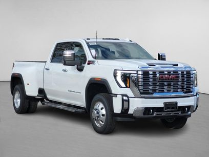 New 2026 GMC Sierra 3500 Denali w/ Denali Reserve Package