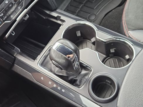 Used 2019 Ford Explorer XLT w/ Equipment Group 202A image 21