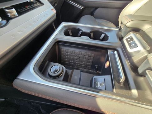 Used 2025 Ford Expedition Max Active image 14