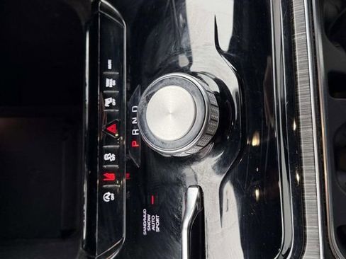 Used 2024 Jeep Wagoneer L Series II w/ Flexible Seating Group AWD/4WD image 21