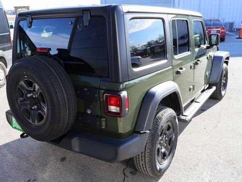 Used 2021 Jeep Wrangler Unlimited Sport image 5
