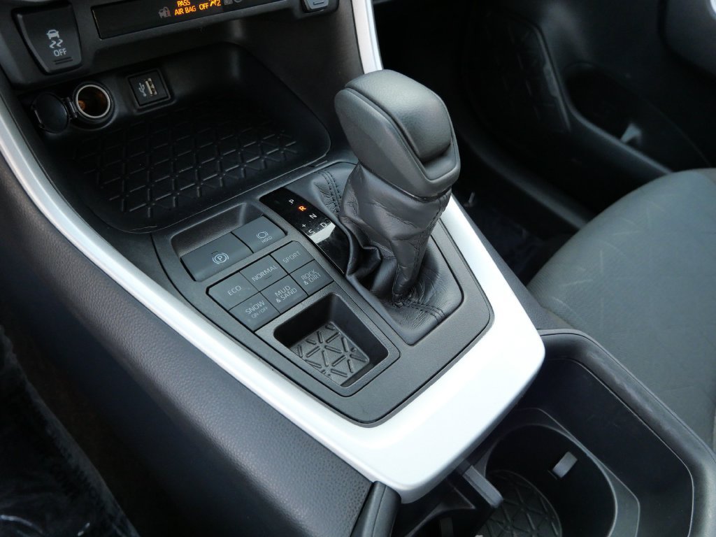 Certified 2025 Toyota RAV4 XLE AWD/4WD image 23