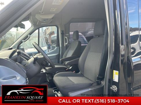 Used 2017 Ford Transit 350 XLT image 34