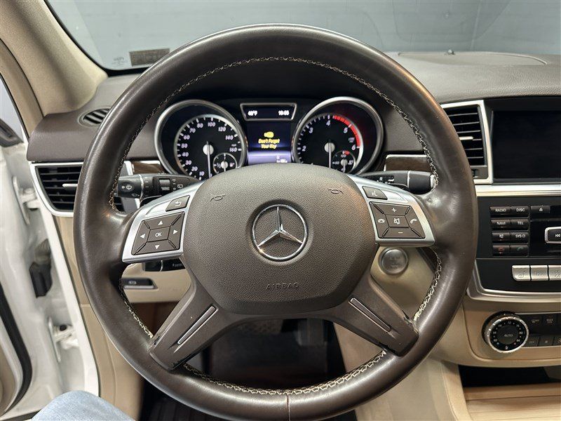 Used 2015 Mercedes-Benz ML 250 BlueTEC 4MATIC image 22