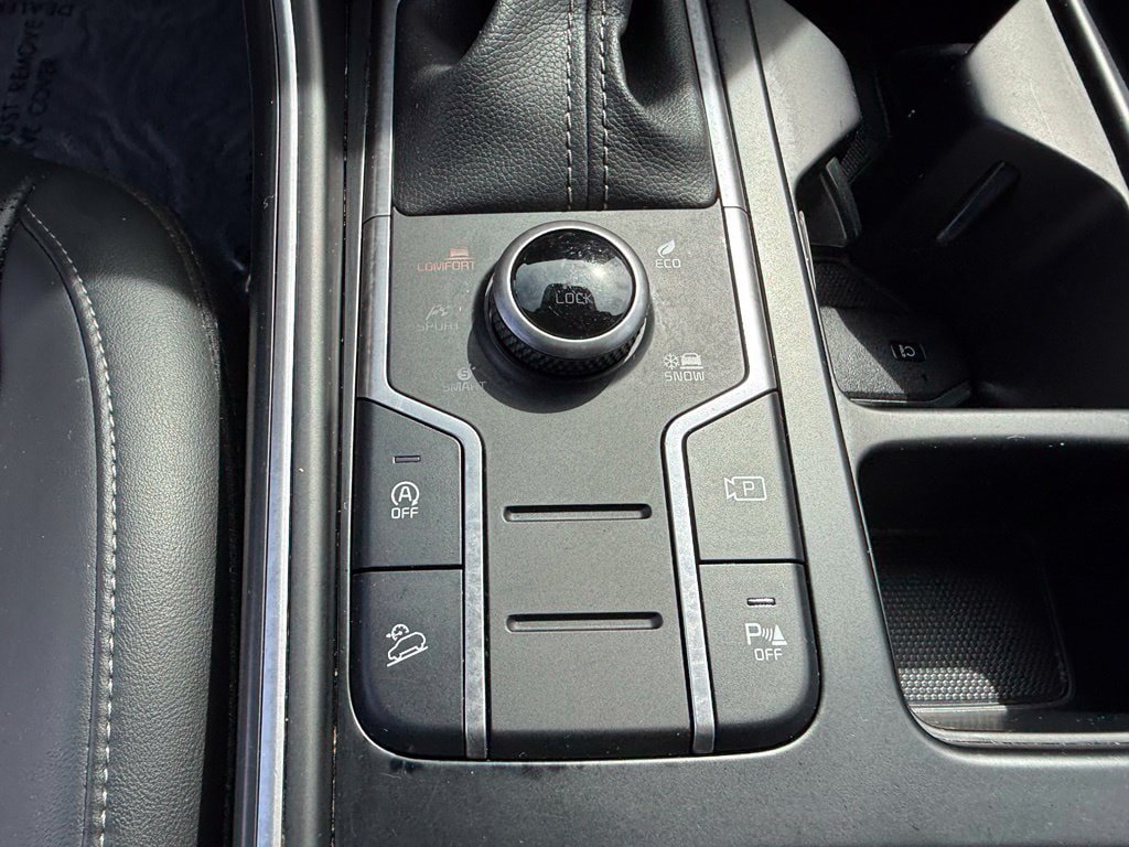 Used 2022 Kia Sorento S w/ Panoramic Sunroof Package AWD/4WD image 14