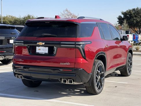 New 2026 Chevrolet Traverse High Country image 4