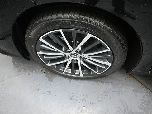 Used 2023 Lexus ES 350 w/ Premium Package image 36