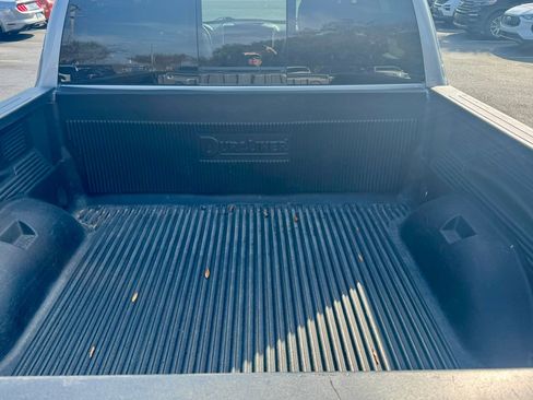 Used 2025 RAM 1500 Laramie image 16