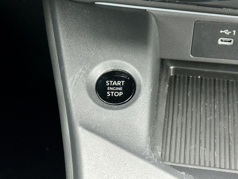 New 2026 Nissan Sentra SR w/ Floor Mat Package FWD image 17