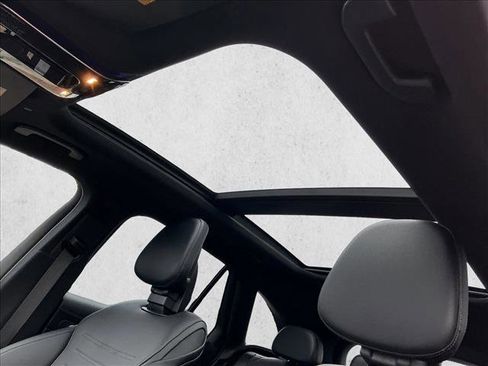 Certified 2026 Mercedes-Benz GLC 300 4MATIC image 12