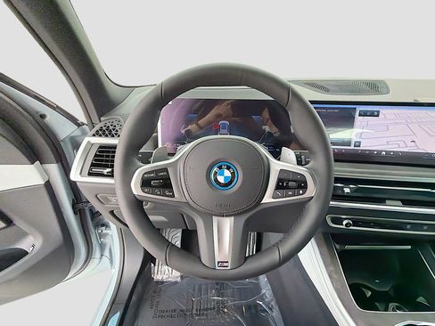 New 2026 BMW X5 xDrive50e w/ M Sport Package image 41