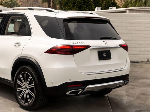 Used 2025 Mercedes-Benz GLE 350 4MATIC image 8