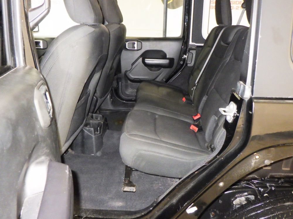 Used 2020 Jeep Wrangler Unlimited Sport S AWD/4WD image 7