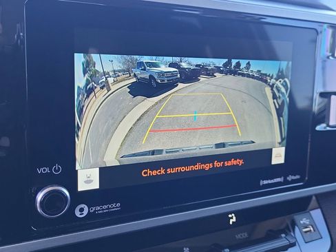 Used 2022 Toyota Tundra SR5 w/ SR5 Convenience Package AWD/4WD image 19