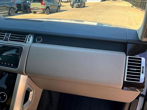 Used 2018 Land Rover Range Rover Supercharged image 21