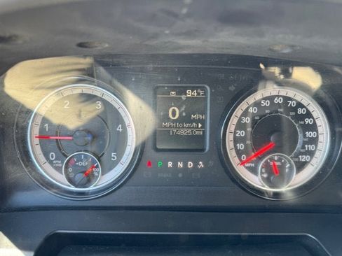 Used 2017 RAM 2500 Tradesman w/ Chrome Appearance Group AWD/4WD image 13