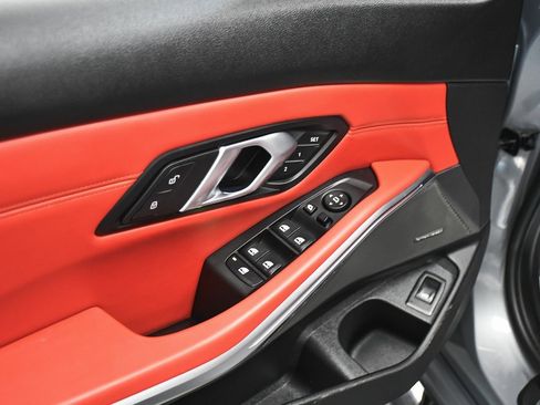 Used 2025 BMW M3 Competition w/ Executive Package image 10