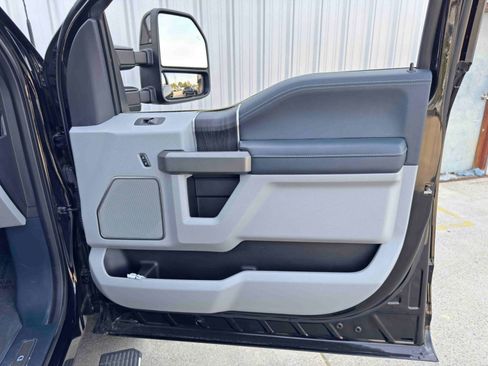 Used 2022 Ford F450 Limited w/ FX4 Off-Road Package image 51