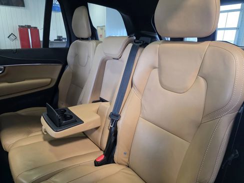 Used 2022 Volvo XC90 T6 Inscription image 27