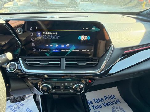 New 2026 Chevrolet Trax RS w/ Sunroof Package FWD image 22