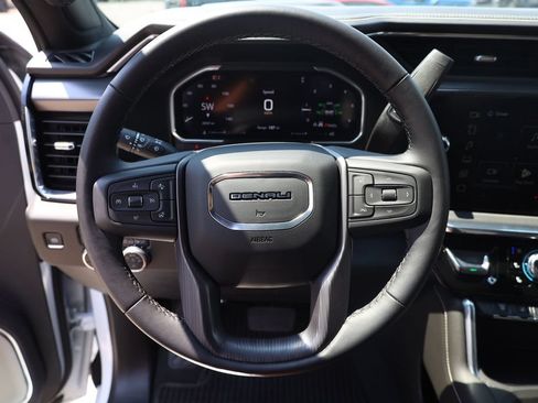 Used 2026 GMC Sierra 3500 Denali Ultimate AWD/4WD image 13