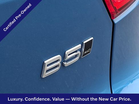 Certified 2023 Volvo XC40 B5 Plus w/ Climate Package AWD/4WD image 31
