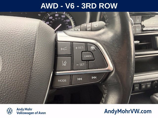 Used 2021 Toyota Highlander XLE AWD/4WD image 22