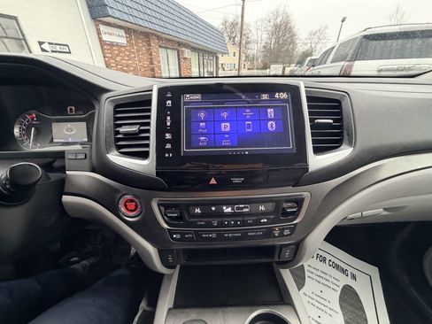 Used 2017 Honda Pilot EX-L image 9