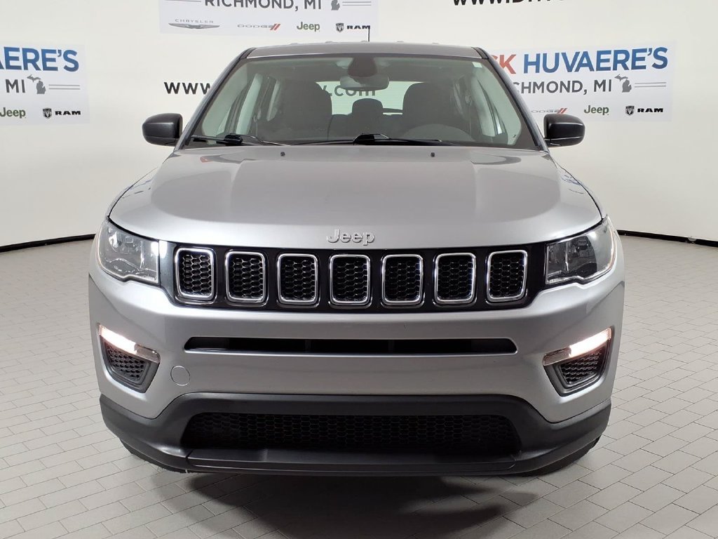 Used 2021 Jeep Compass Sport w/ Cold Weather Group FWD image 2