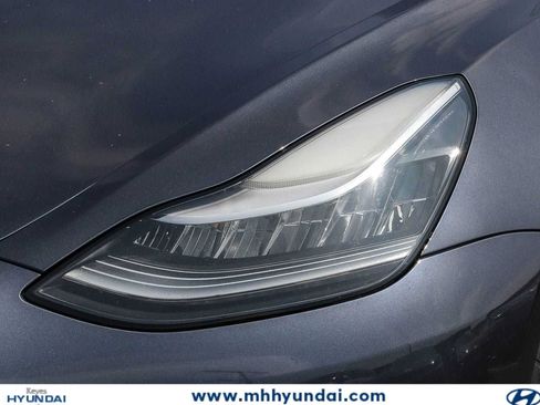 Used 2020 Tesla Model 3 Long Range AWD/4WD image 7