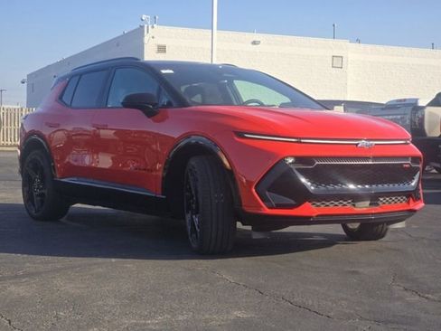 New 2026 Chevrolet Equinox EV RS FWD image 14