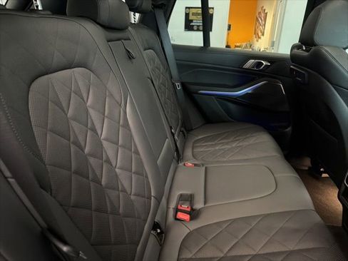Used 2023 BMW X5 xDrive40i w/ M Sport Package AWD/4WD image 28